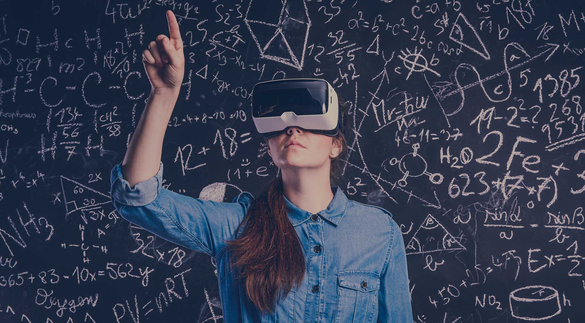 Виртуальная реальность в образовании. VR технологии в образовании. Школьник VR. Уроки в виртуальной реальности. Школа vr